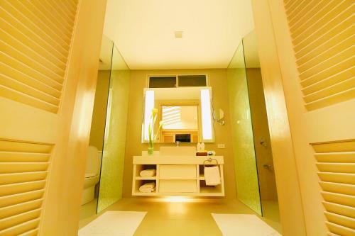 Hotel Bohol Shores