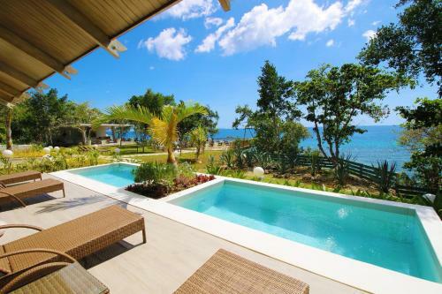 Hotel Bohol Shores