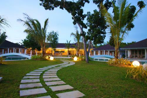 Hotel Bohol Shores