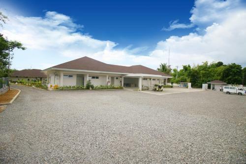 Hotel Bohol Shores