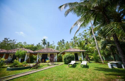 Hotel Jasmine Cabanas