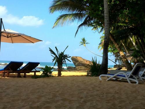 Sayura Beach Hotel