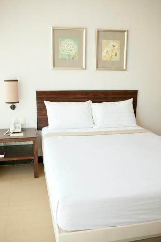 D'hotel & Suites