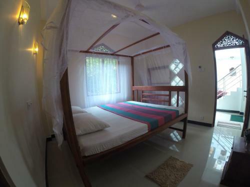 Hostal Tiny Royal Palace