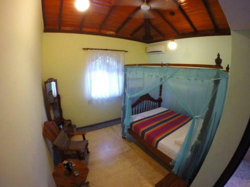 Hostal Tiny Royal Palace