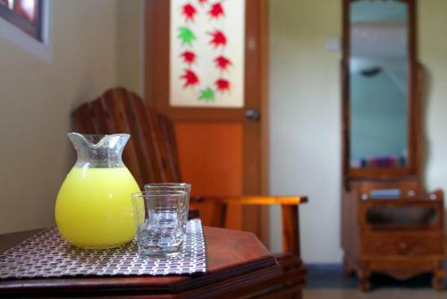 Hostal Tiny Royal Palace