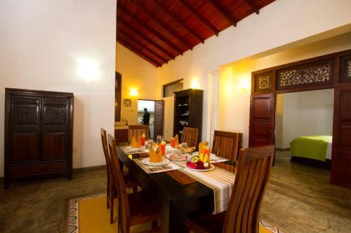 Hamilton Beach Villa