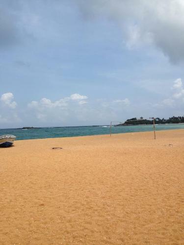 Hostal Holiday Inn Unawatuna