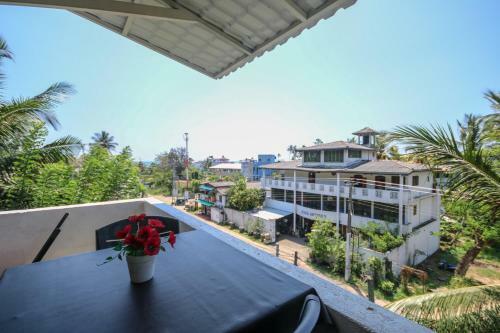 Hostal Holiday Inn Unawatuna