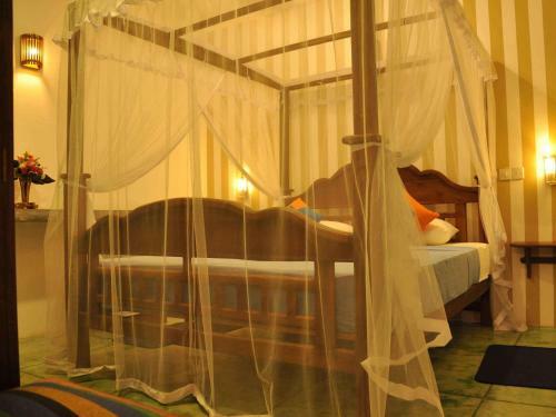 Bed & Breakfast Helis Place