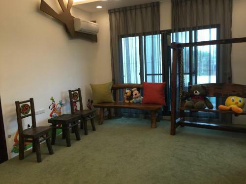 Reverside Villa