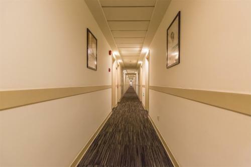 Hotel Jinjiang Inn Dalian Development District Light Railway Station