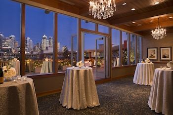 Hotel Edgewater