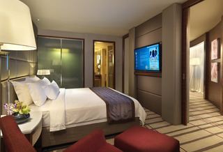 Hotel One World
