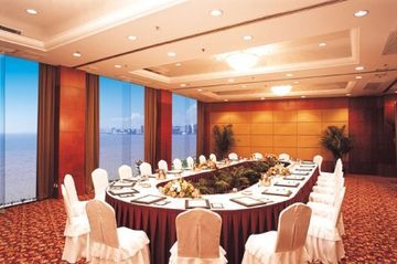 Grand Bay View Hotel