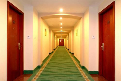 Greentree Inn Hebei Zhangjiakou Public Security Plaza Express Hotel