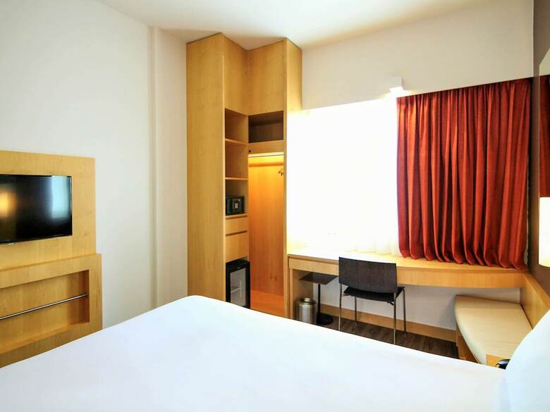 Hotel Ibis One Central