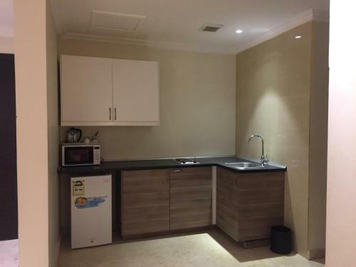 Asfar Plaza Hotel & Apartments