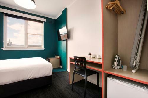 Greenacre Hotel