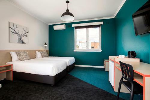 Greenacre Hotel