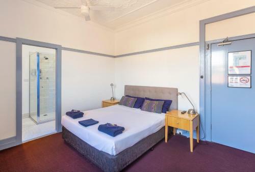 Commonwealth Hotel