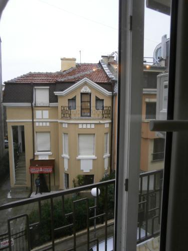 Kiril I Metodii Square Apartment