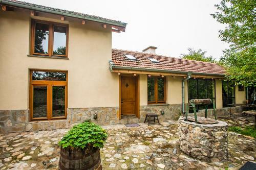 Hostal Guest House Podkovite