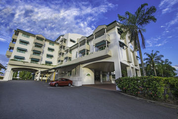 Quality Hotel Sheridan Plaza