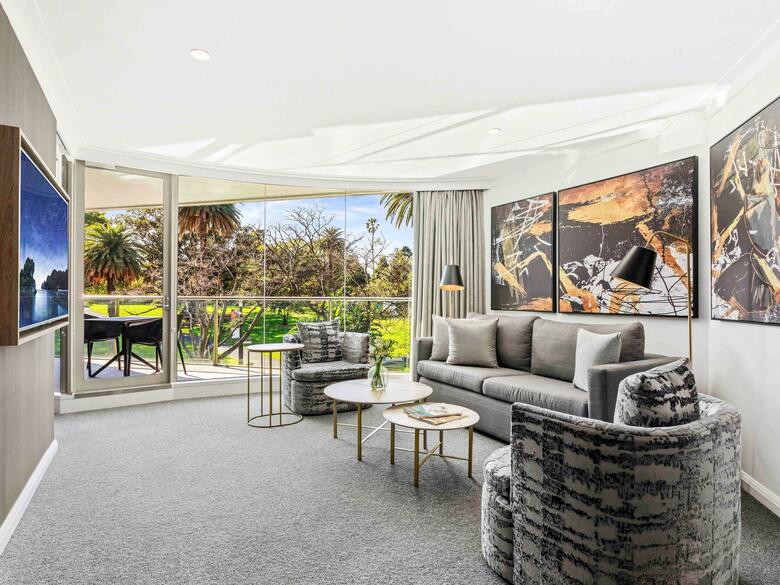 Hotel Quay Grand Suites Sydney