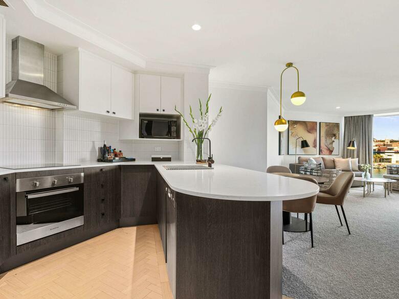 Hotel Quay Grand Suites Sydney