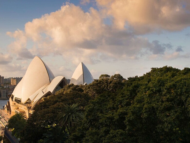 Hotel Quay Grand Suites Sydney