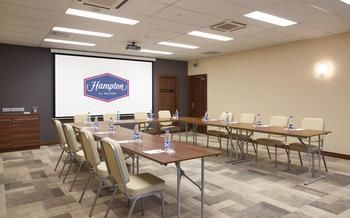 Hotel Hampton By Hilton Minsk City Centre