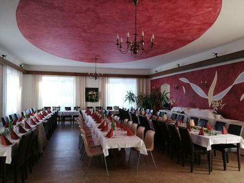 Posada Gasthof Gesslbauer
