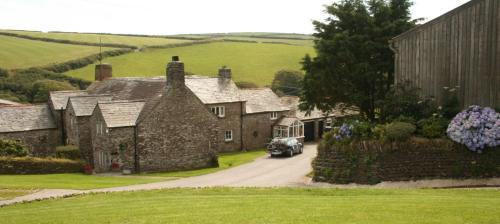 Bed & Breakfast Reddivallen Farmhouse
