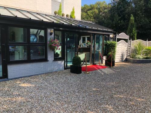 Derby Manor Hotel