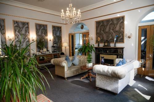 Derby Manor Hotel