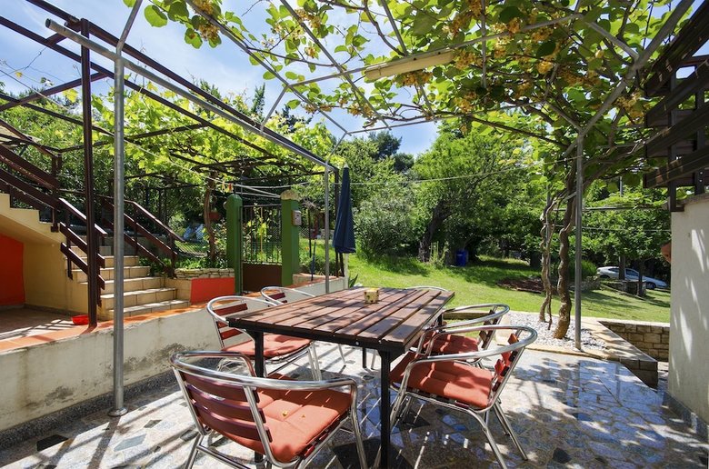 Apartments Josip
