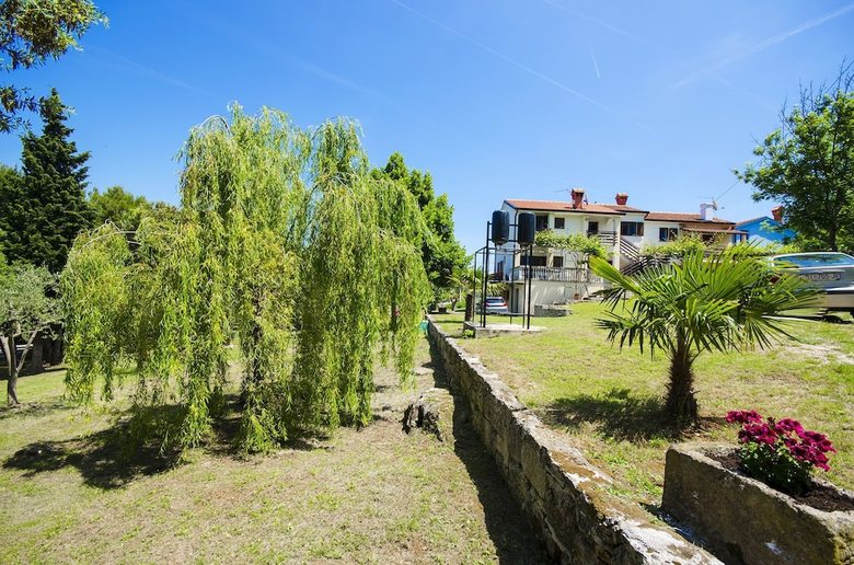 Apartments Josip
