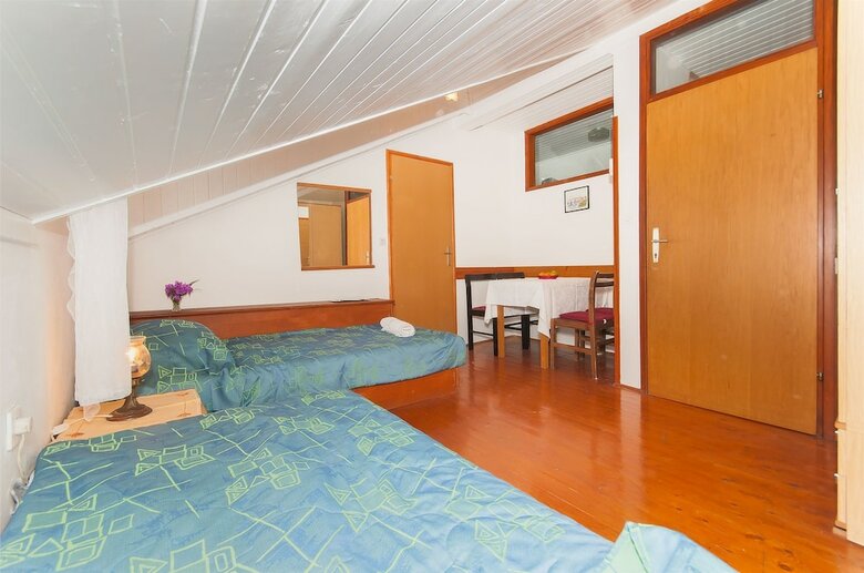 Hostal Apartments Jele