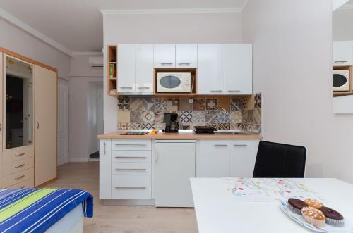 Apartments Ester
