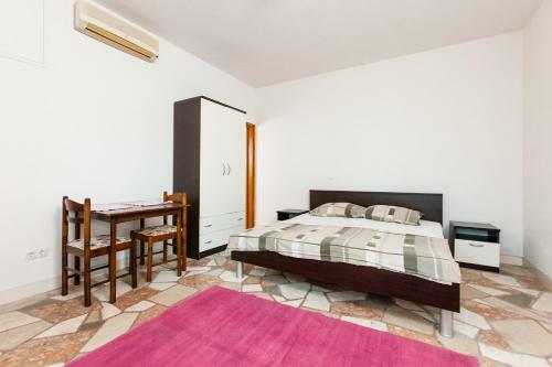 Apartments Sumpetar Beach