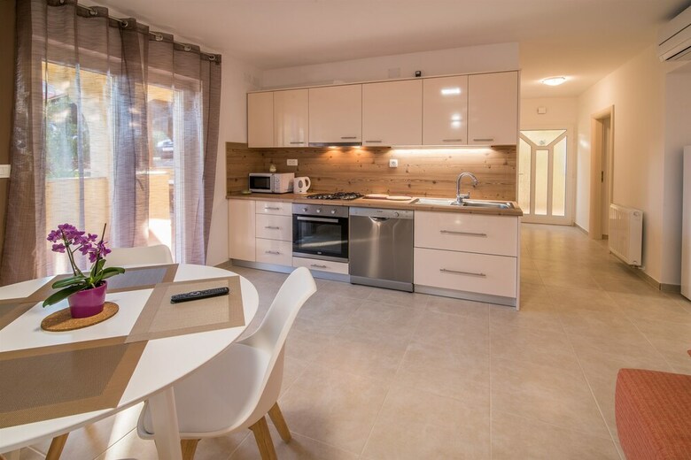 Apartments Rajko
