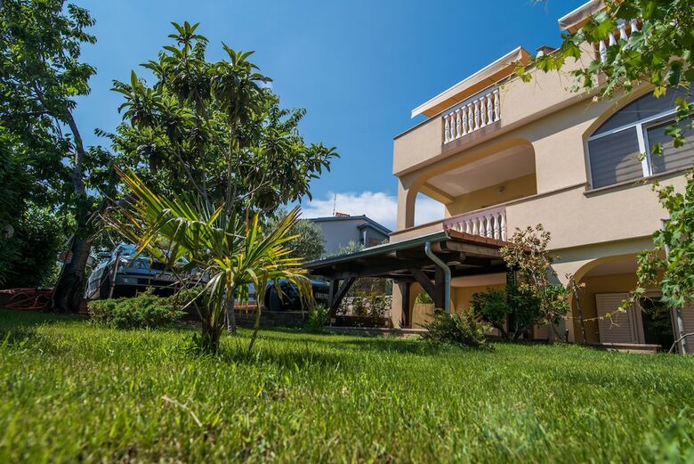 Apartments Rajko