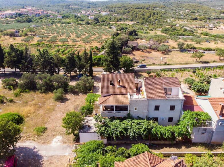 Apartments Jakov