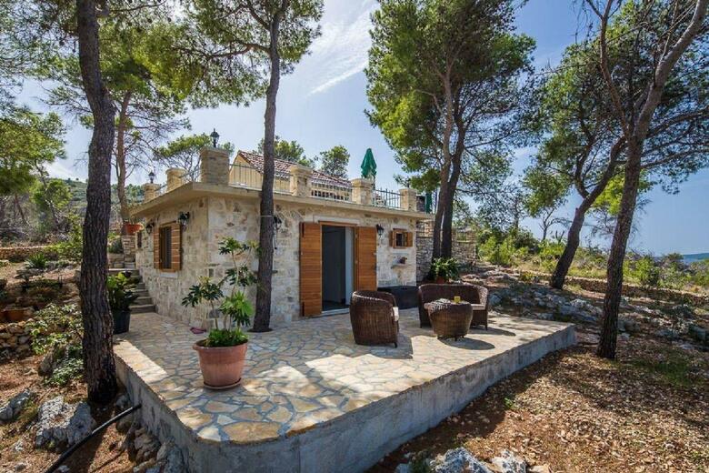 House Vesna