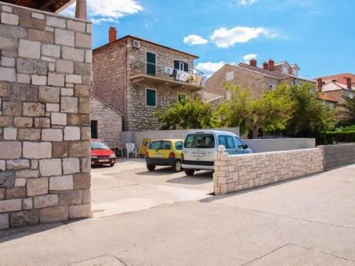Apartments Ivica