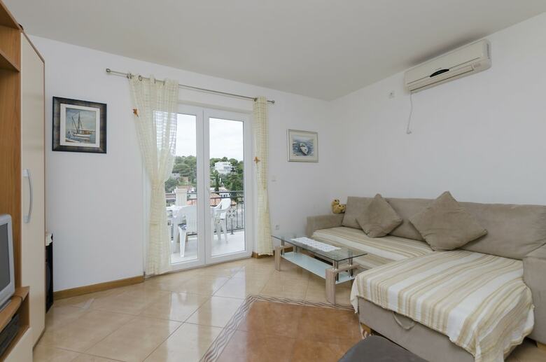 Apartments Marinko