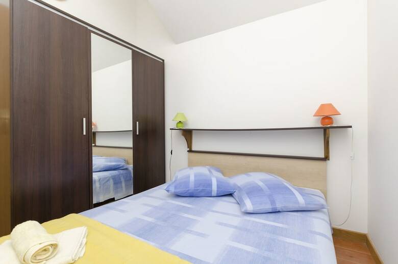 Apartments Marinko