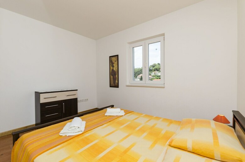Apartments Marinko