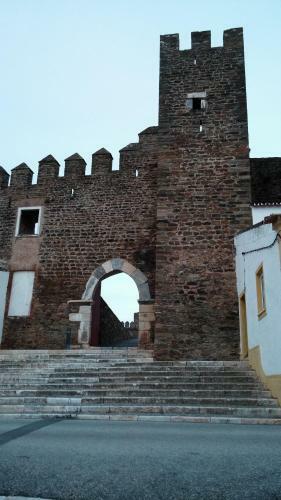Hostal Alandroal Guest House - Solar De Charme